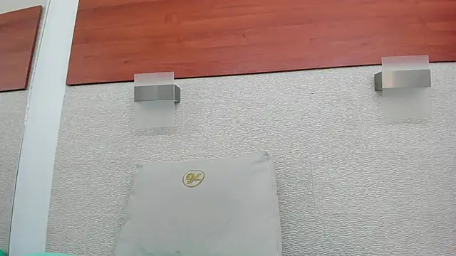 Snapshot of allice_green chatting on February 20, 2026, 2:19 am allice green online show from February 20, 2026, 2:19 am