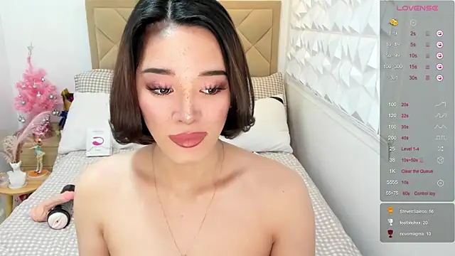 TsHeartXxx online show from February 3, 2026, 7:30 pm