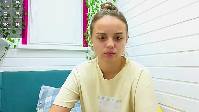 Snapshot of Misss_Vikk chatting on October 8, 2025, 7:21 am Misss Vikk online show from October 8, 2025, 7:21 am