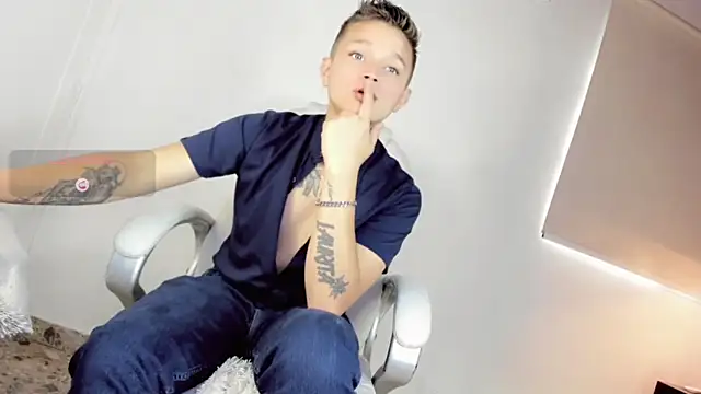 Tim wolf online show from December 3, 2025, 8:52 pm