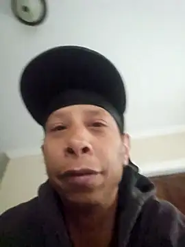 Vybezmaster online show from December 1, 2025, 8:32 pm