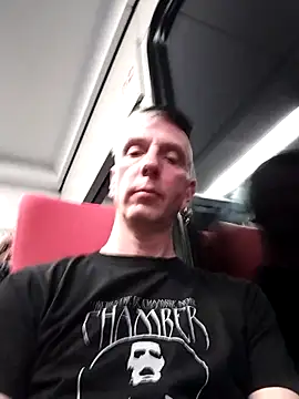 Snapshot of seelengleich chatting on September 27, 2025, 6:25 pm seelengleich online show from September 27, 2025, 6:25 pm