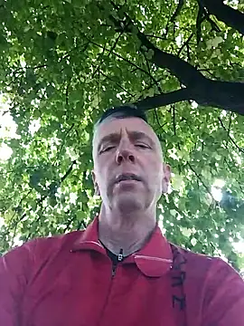 Snapshot of seelengleich chatting on October 12, 2025, 1:23 pm seelengleich online show from October 12, 2025, 1:23 pm