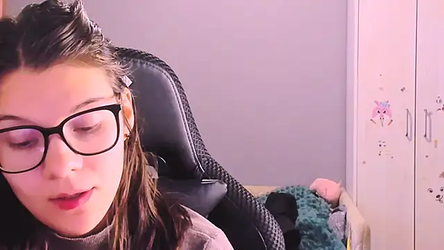 MollyLollipop online show from November 14, 2025, 2:26 am