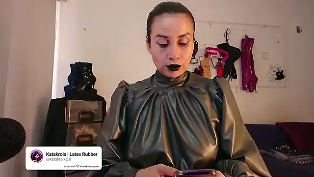 mylatexpleasure online show from June 17, 2026, 7:13 pm