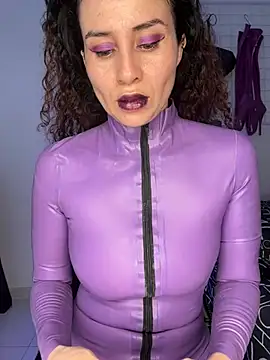 mylatexpleasure online show from July 28, 2026, 7:37 pm