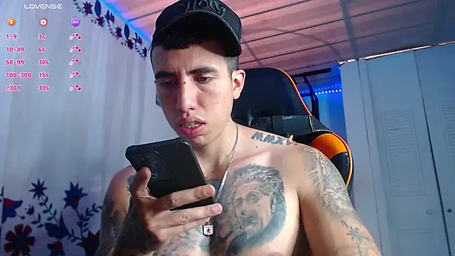 Adam Hudsond online show from January 9, 2026, 2:46 pm