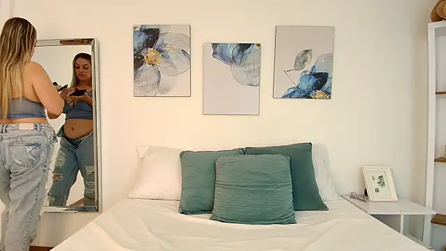 Isabella Harley online show from April 21, 2026, 1:39 pm