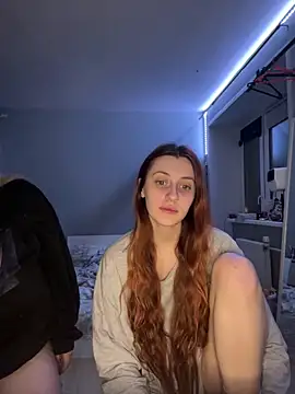 Uniarten online show from November 16, 2025, 7:29 pm