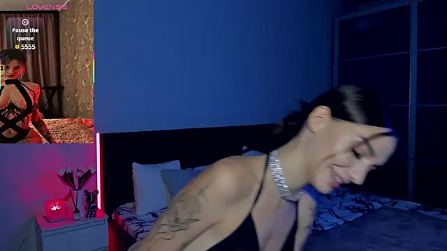 SophieCatty online show from November 8, 2025, 12:58 am