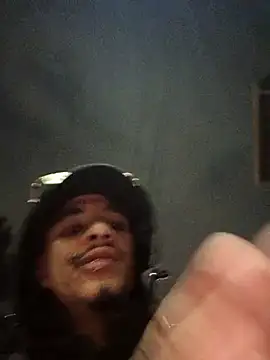 Snapshot of Oliver_rolland chatting on March 3, 2025, 4:54 am Oliver rolland online show from March 3, 2025, 4:54 am