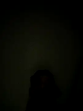 Snapshot of Oliver_rolland chatting on February 1, 2025, 3:30 am Oliver rolland online show from February 1, 2025, 3:30 am
