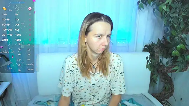 Snapshot of Bell_a_mi_ chatting on September 18, 2025, 5:43 am Bell a mi  online show from September 18, 2025, 5:43 am