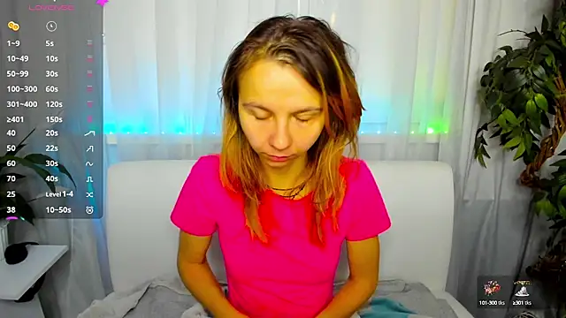 Snapshot of Bell_a_mi_ chatting on October 6, 2025, 8:15 am Bell a mi  online show from October 6, 2025, 8:15 am