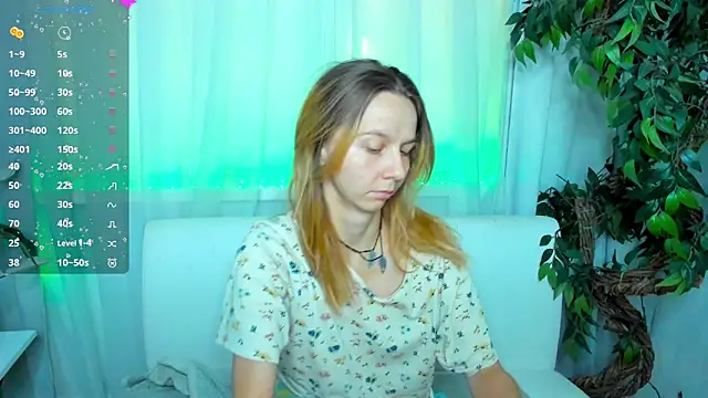 Snapshot of Bell_a_mi_ chatting on September 21, 2025, 5:45 am Bell a mi  online show from September 21, 2025, 5:45 am