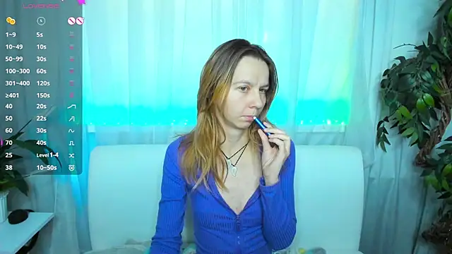 Snapshot of Bell_a_mi_ chatting on October 8, 2025, 8:16 am Bell a mi  online show from October 8, 2025, 8:16 am