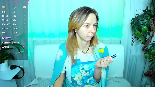 Snapshot of Bell_a_mi_ chatting on October 12, 2025, 7:32 am Bell a mi  online show from October 12, 2025, 7:32 am