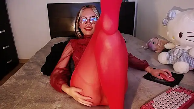 MARIANADIRTY online show from February 5, 2025, 4:47 pm