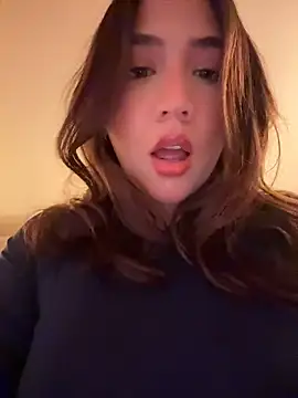 marcimaa online show from April 17, 2026, 1:19 am