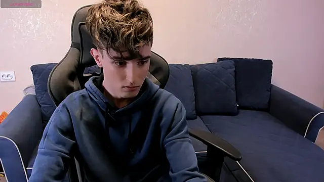 Snapshot of James_Mills chatting on September 20, 2025, 7:52 pm James Mills online show from September 20, 2025, 7:52 pm