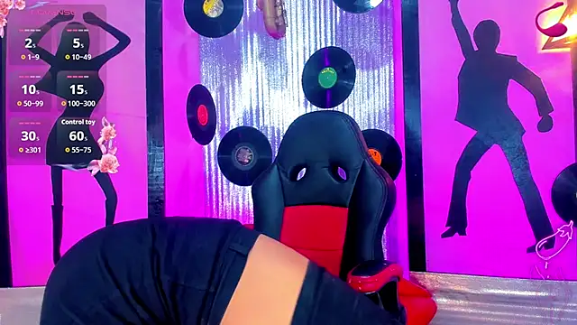 Snapshot of nickyminach_ chatting on October 13, 2025, 7:26 pm nickyminach  online show from October 13, 2025, 7:26 pm