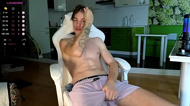 Snapshot of Cryptikov chatting on September 27, 2025, 6:30 am Cryptikov online show from September 27, 2025, 6:30 am