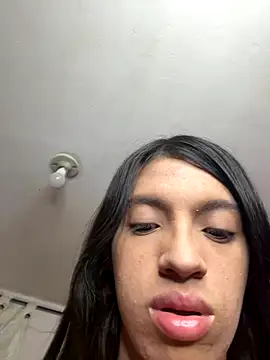 Snapshot of Ortegakim chatting on October 2, 2025, 9:51 pm Ortegakim online show from October 2, 2025, 9:51 pm