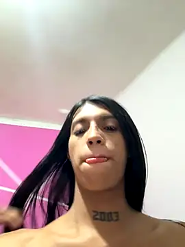 Snapshot of Ortegakim chatting on October 28, 2025, 10:52 pm Ortegakim online show from October 28, 2025, 10:52 pm