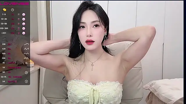 uuxiaocai online show from April 3, 2026, 12:22 pm