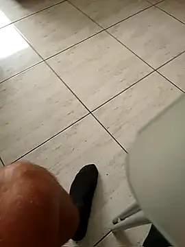 Snapshot of Espa69 chatting on September 23, 2025, 3:19 pm Espa69 online show from September 23, 2025, 3:19 pm