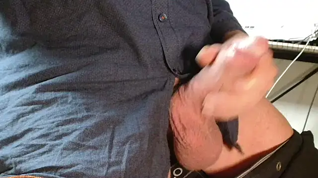 blow2gold online show from November 9, 2025, 10:03 pm