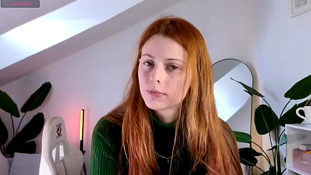 doll lesli online show from October 8, 2025, 6:37 am