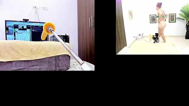 Snapshot of Paulina_Davis_ chatting on September 13, 2025, 4:01 am Paulina Davis online show from September 13, 2025, 4:01 am