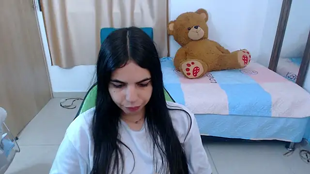  elenna online show from March 10, 2025, 5:18 pm