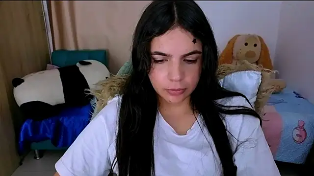 Snapshot of _elenna chatting on October 16, 2025, 5:54 pm  elenna online show from October 16, 2025, 5:54 pm