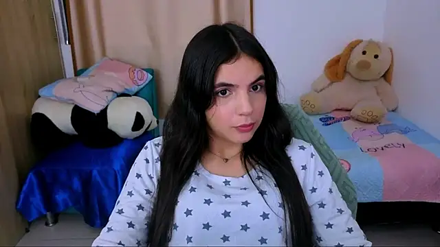 Snapshot of _elenna chatting on September 22, 2025, 5:41 pm  elenna online show from September 22, 2025, 5:41 pm