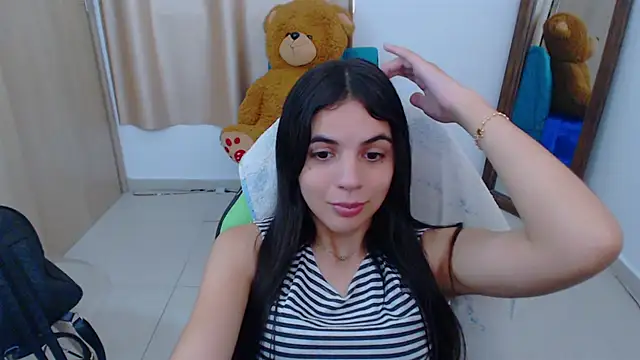  elenna online show from February 18, 2025, 8:36 pm