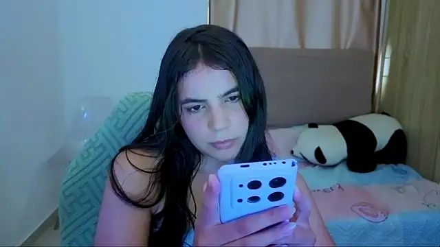  elenna online show from July 7, 2026, 6:00 pm