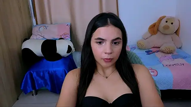 Snapshot of _elenna chatting on September 23, 2025, 5:42 pm  elenna online show from September 23, 2025, 5:42 pm