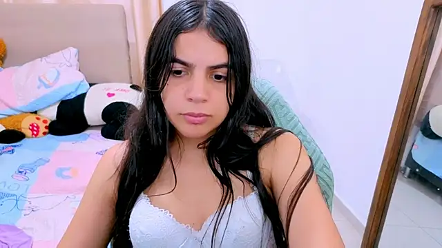  elenna online show from February 7, 2026, 6:05 pm