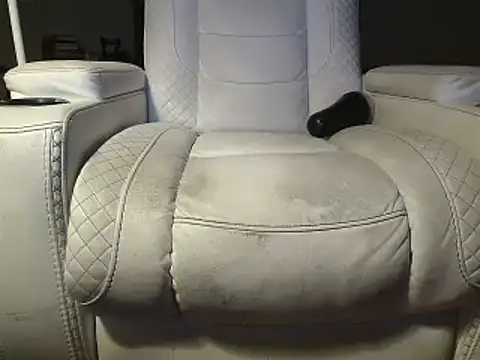 honeylovelace online show from September 25, 2025, 2:17 am