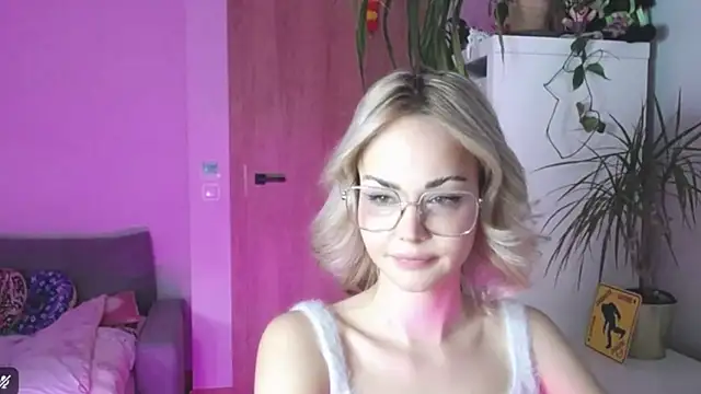 Snapshot of LexiexPlay chatting on January 19, 2026, 8:07 am LexiexPlay online show from January 19, 2026, 8:07 am