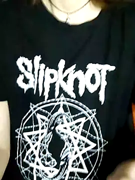 Aashikalaa online show from December 17, 2025, 5:18 pm