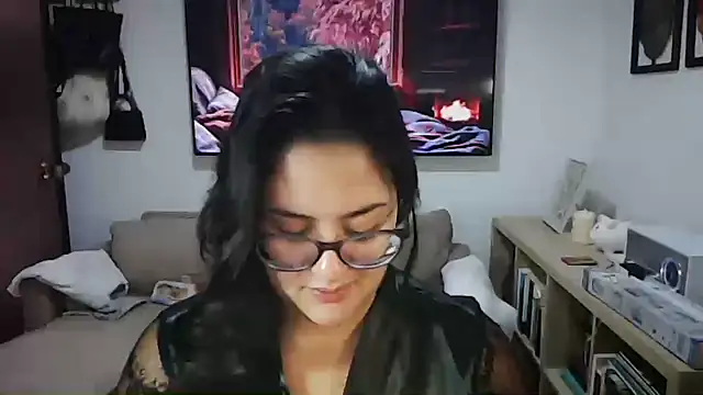 Snapshot of ZabathMiller chatting on October 17, 2025, 3:36 pm ZabathMiller online show from October 17, 2025, 3:36 pm