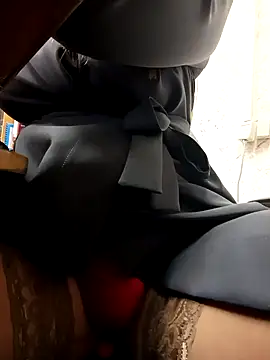 Snapshot of Office_Albertina chatting on October 8, 2025, 9:59 pm Office Albertina online show from October 8, 2025, 9:59 pm