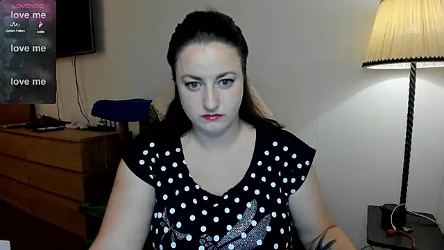Christen John lover online show from September 28, 2025, 6:04 pm