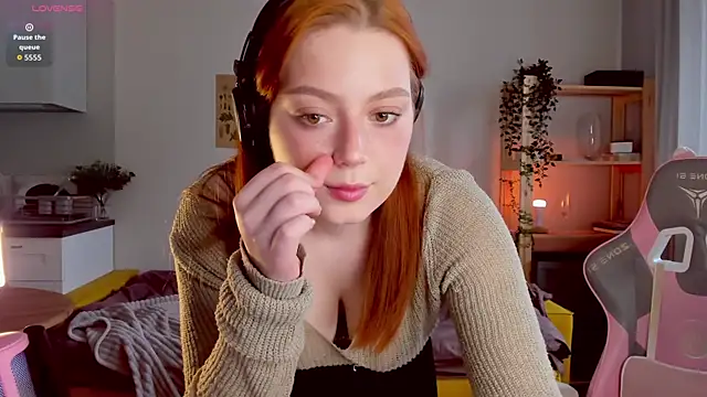 Sofy Benson online show from October 3, 2025, 12:28 pm