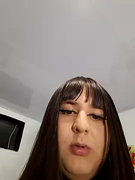 Snapshot of cosmicwind chatting on November 5, 2025, 1:31 am cosmicwind online show from November 5, 2025, 1:31 am