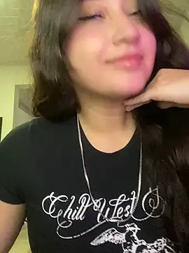 Snapshot of basima_Sajjad chatting on March 18, 2026, 9:37 pm basima Sajjad online show from March 18, 2026, 9:37 pm