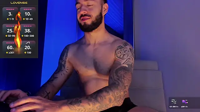 Snapshot of MarkWalker__ chatting on October 1, 2025, 10:09 am MarkWalker   online show from October 1, 2025, 10:09 am